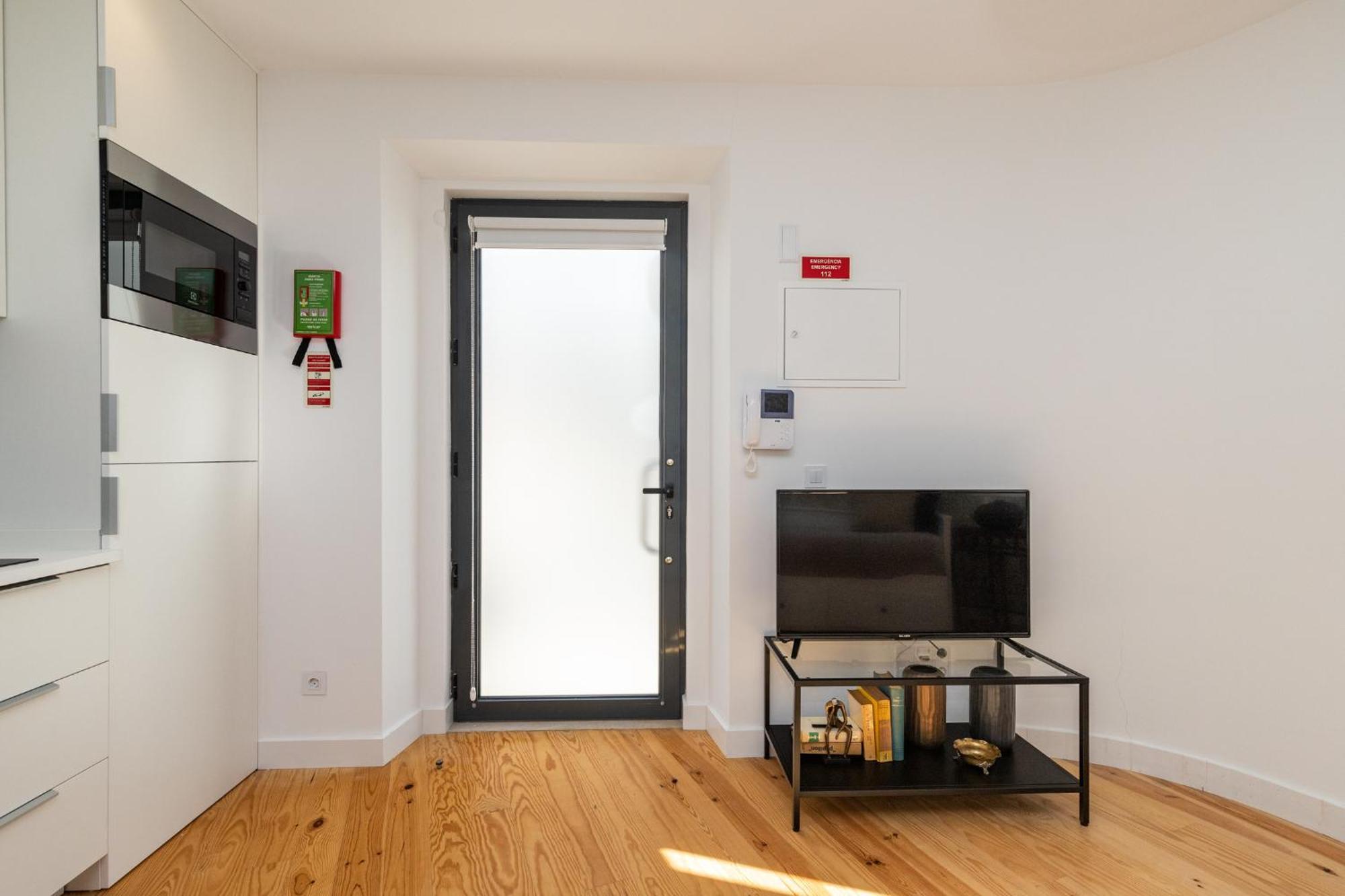 Apartment Design And Bright Near Pasteis De Belem *