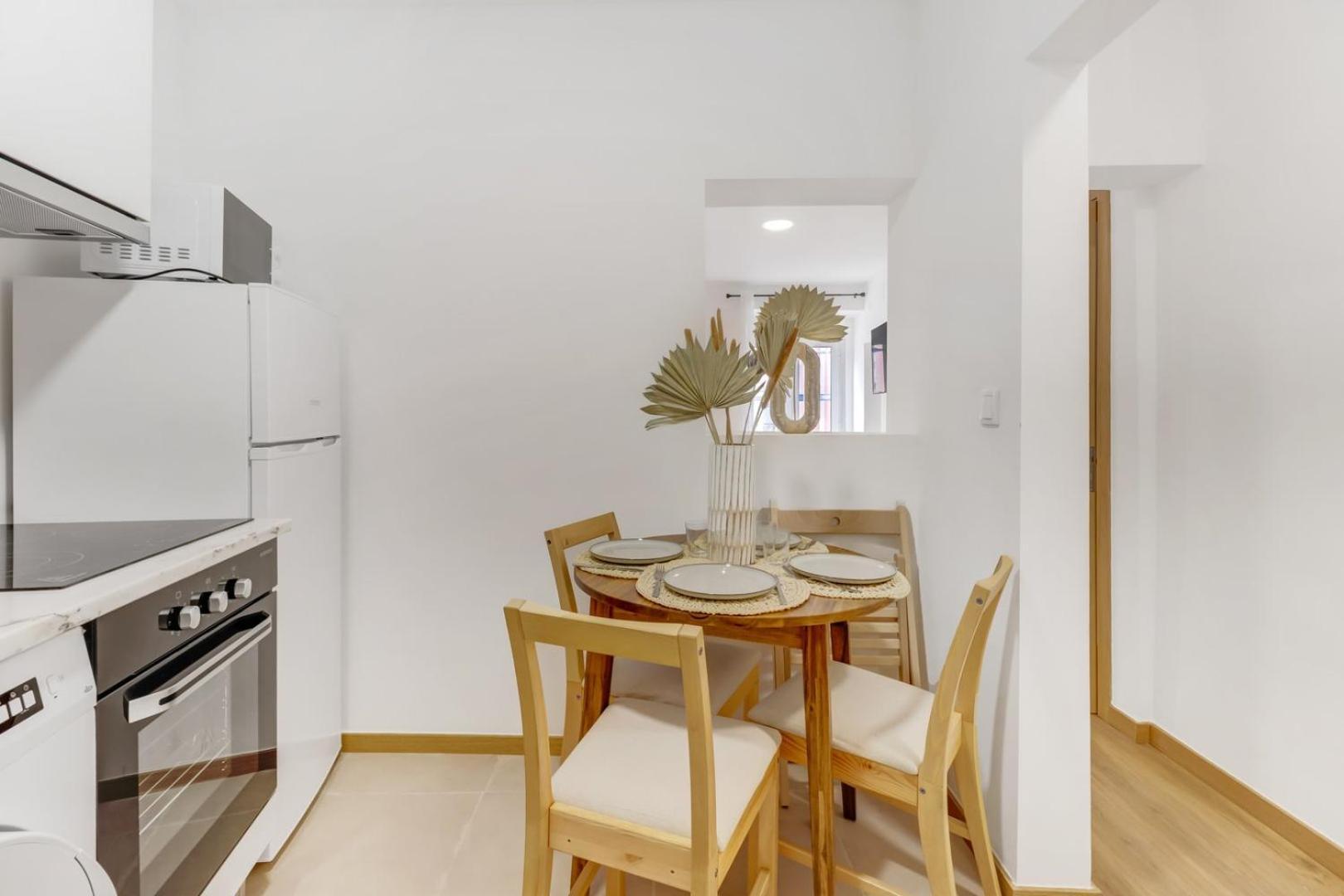 Apartamento 2br Renovated Heart Of Santos W/ Ac | By Airnest