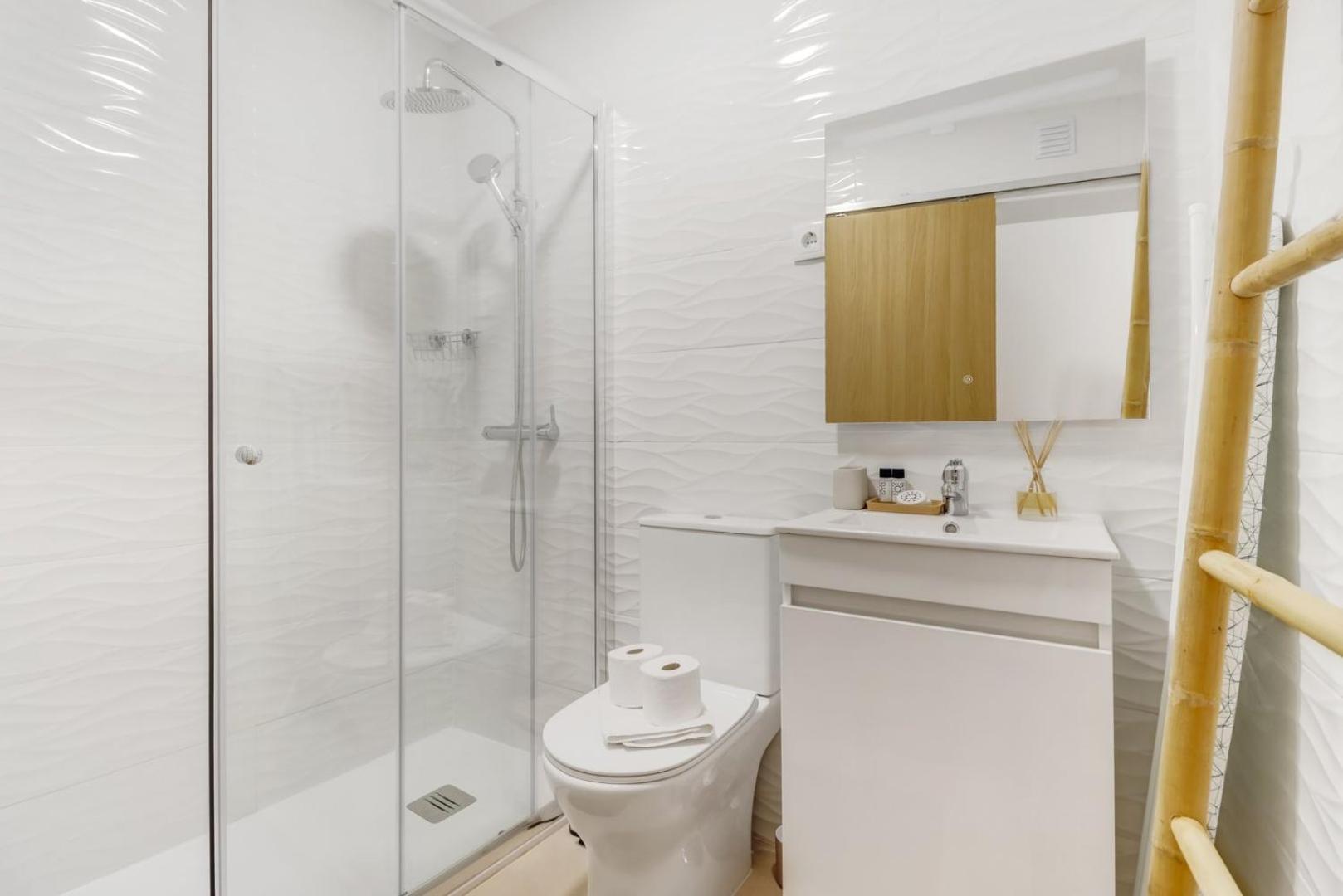 2br Renovated Heart Of Santos W/ Ac | By Airnest *