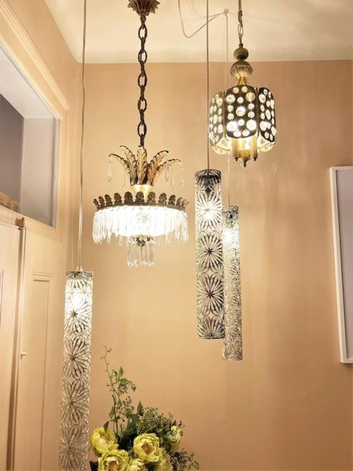 Mc Warm Romantic 3br2ba @ Trendy Principe Real * Lisbon