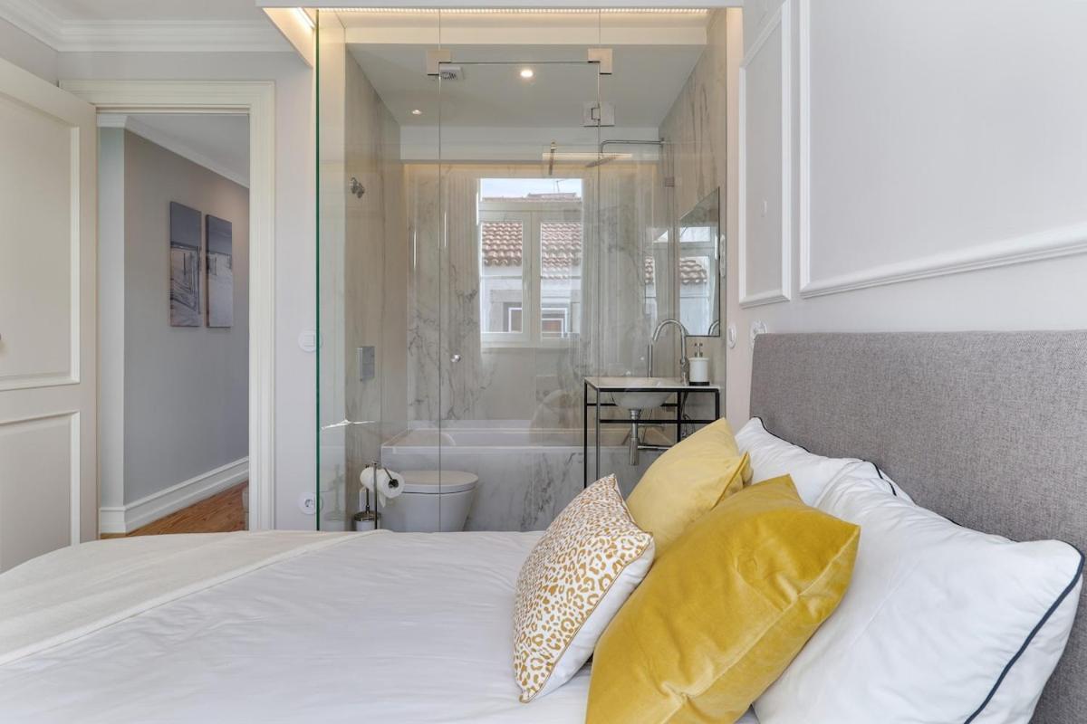 Beautiful 2 Bedroom With Views In Rua Augusta Apartment *