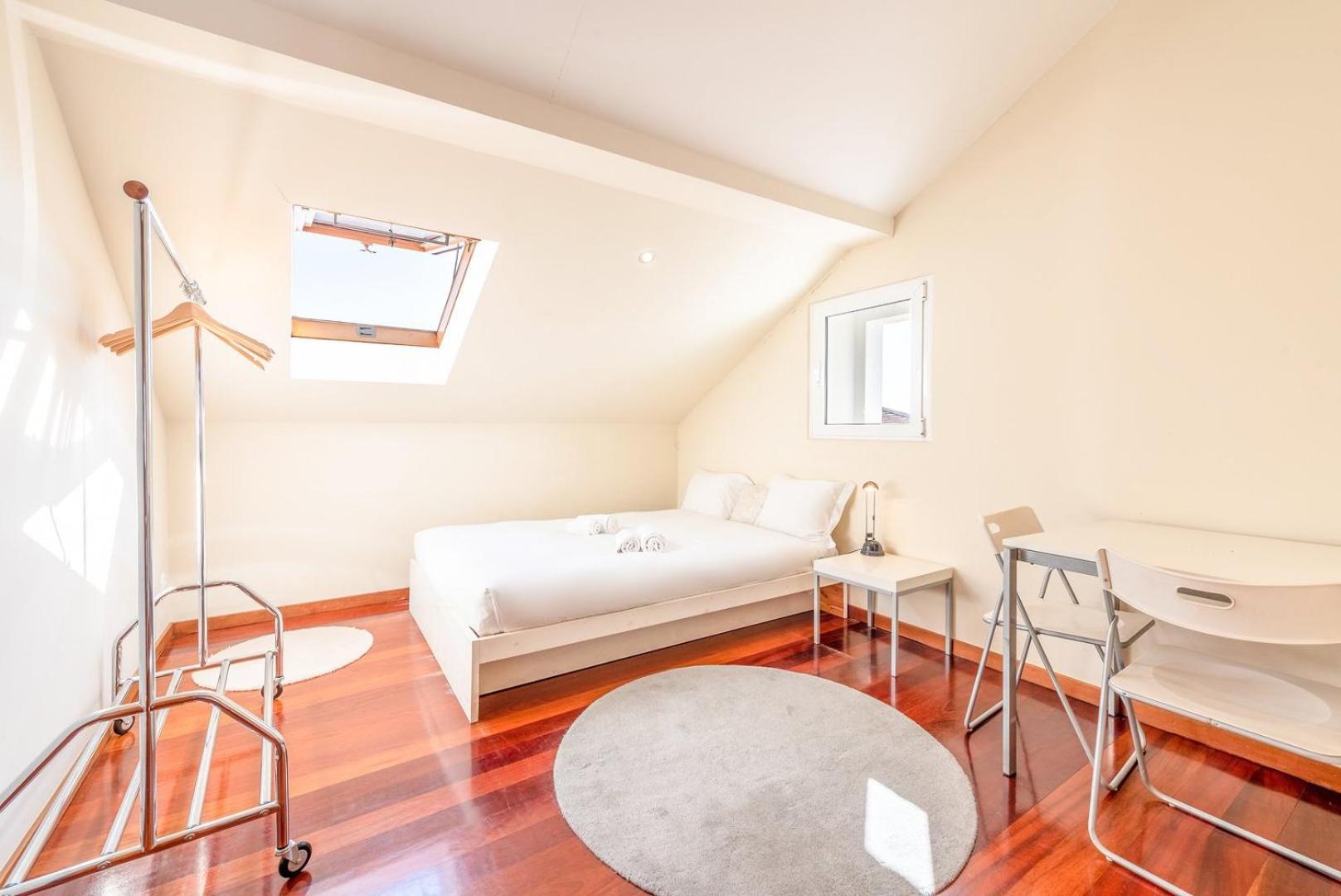 Guestready - Rare Terrace Apt, Historic Center *