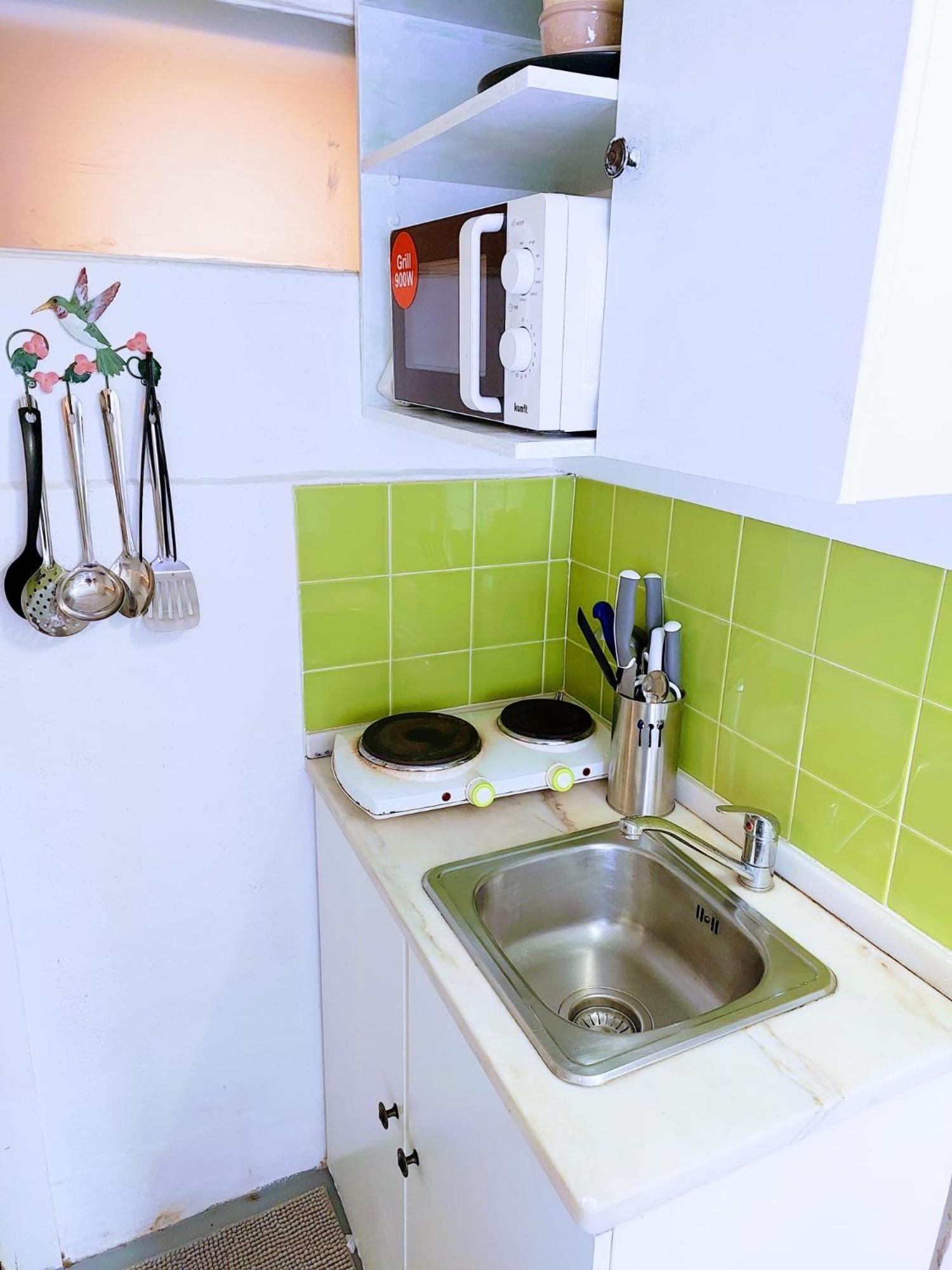 Authentic Portuguese Home- Alfama Apartment *