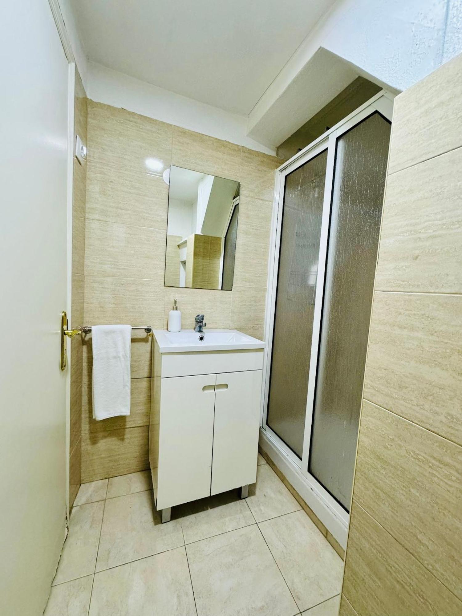 Apartment Authentic Portuguese Home- Alfama Lisbon