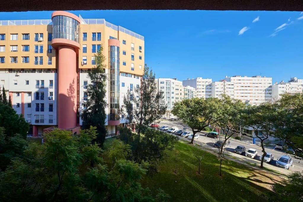 Apartamento Modern With Garage And Pool Lisboa
