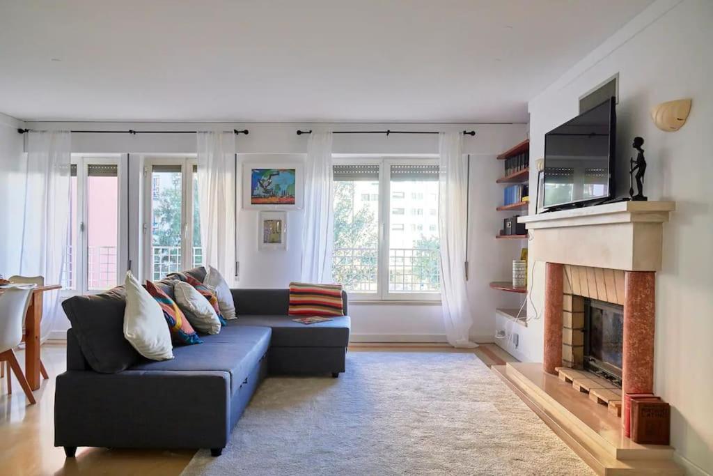 Modern With Garage And Pool Apartamento