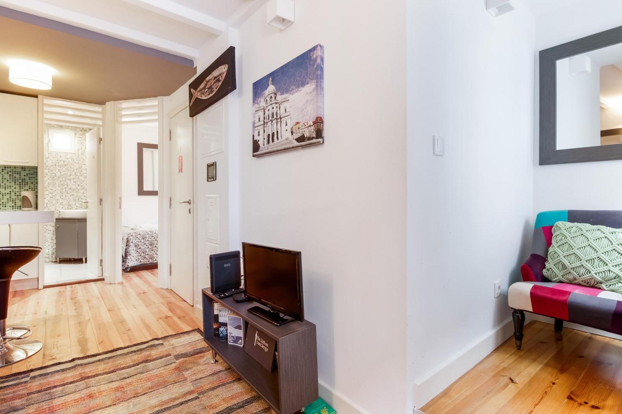 Cosy Retreat In Madragoa -lisbon *