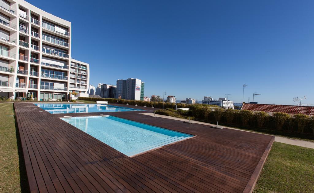 Charming With Terrace And Pool In Lisbon