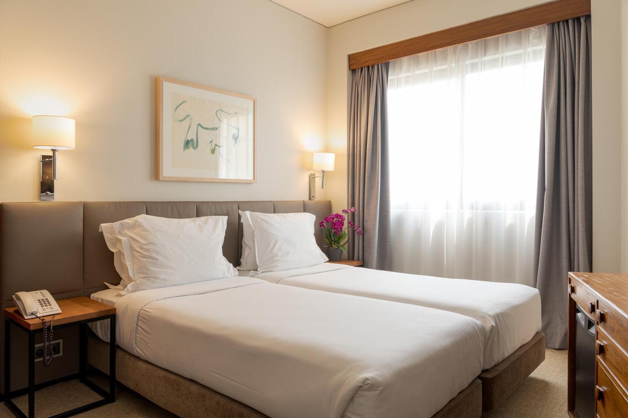 Dom Carlos Park Hotel 3*