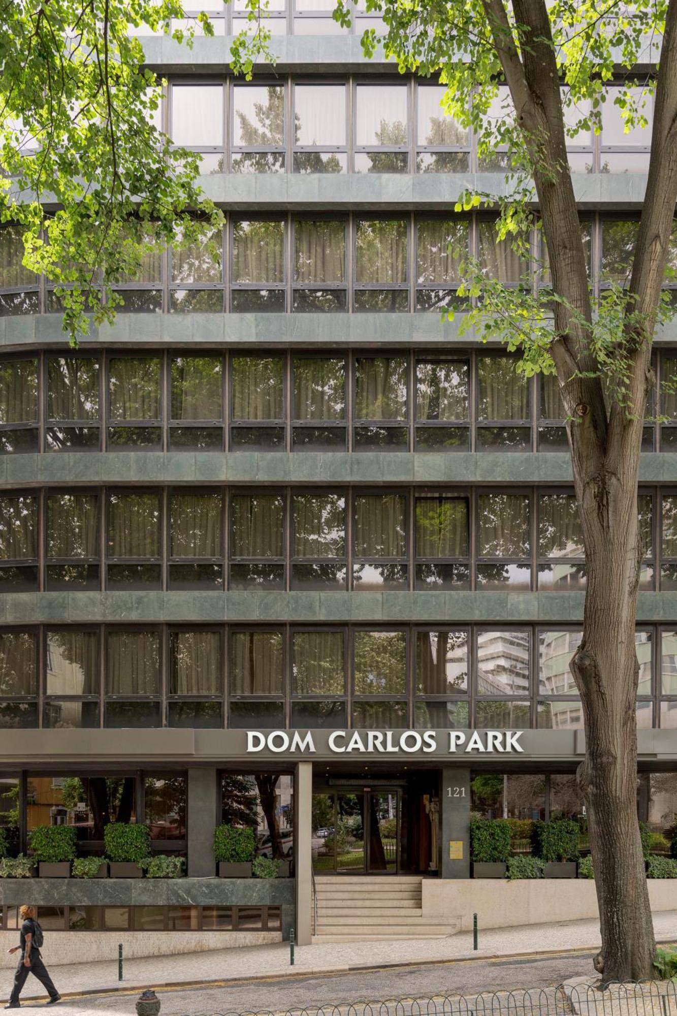 Dom Carlos Park