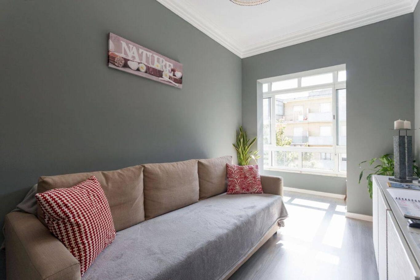 Be Local - With 2 Bedrooms In Moscavide - Apartamento *