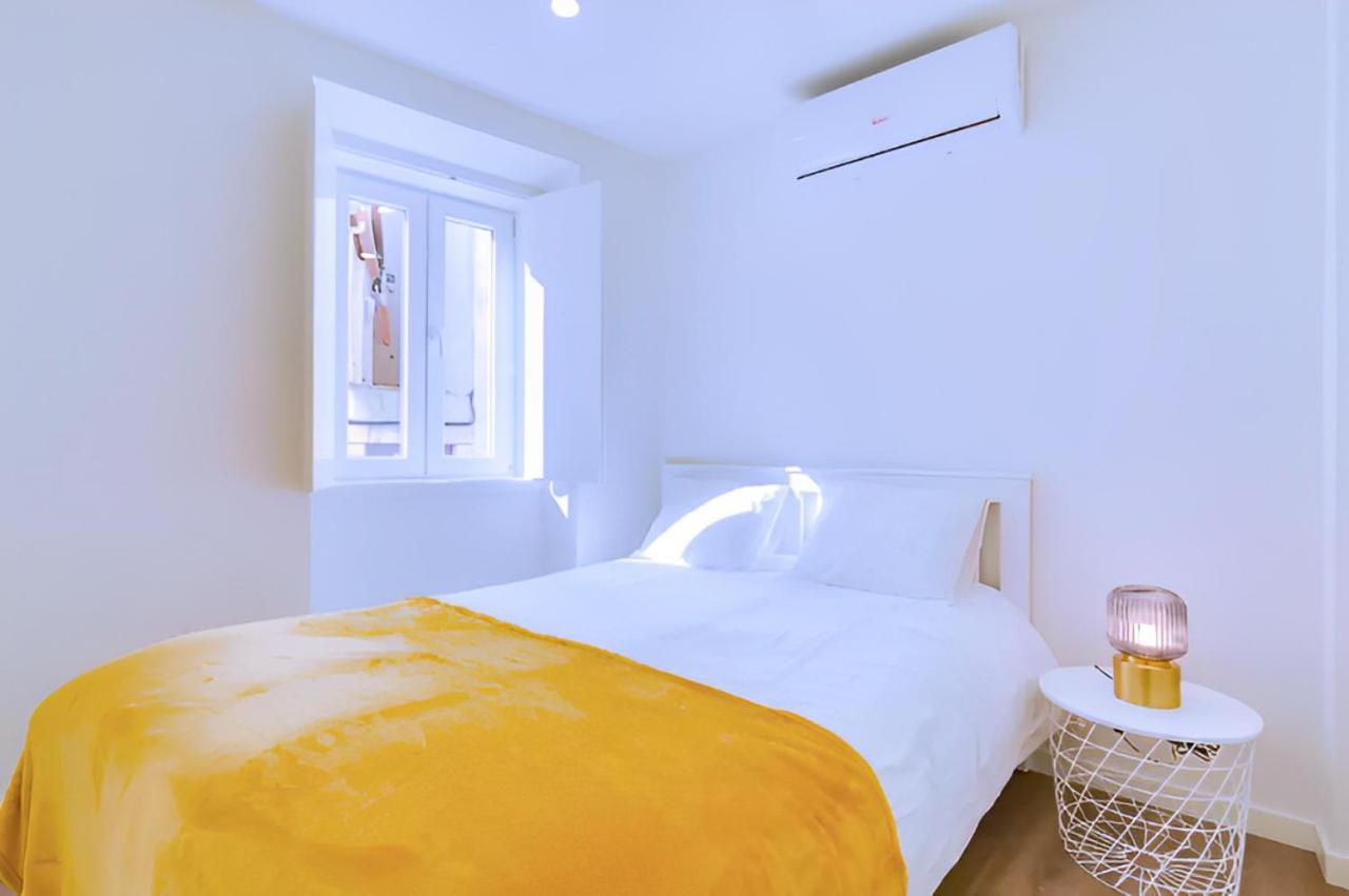 Graceful 1 Bedroom - G201 *