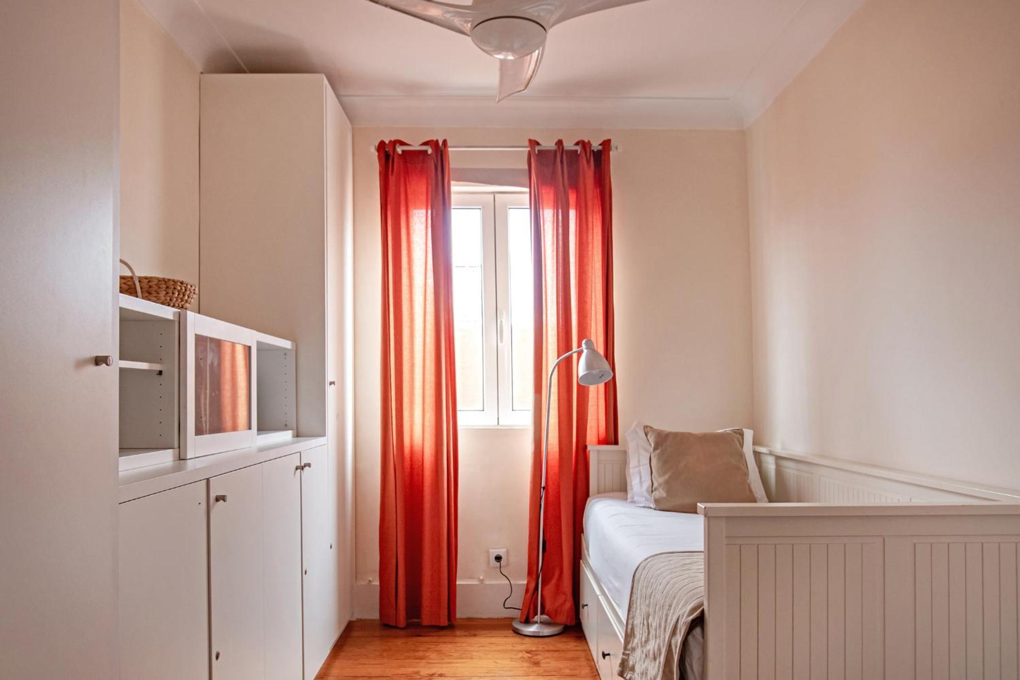 Inn Large Family Flat In Campo De Ourique