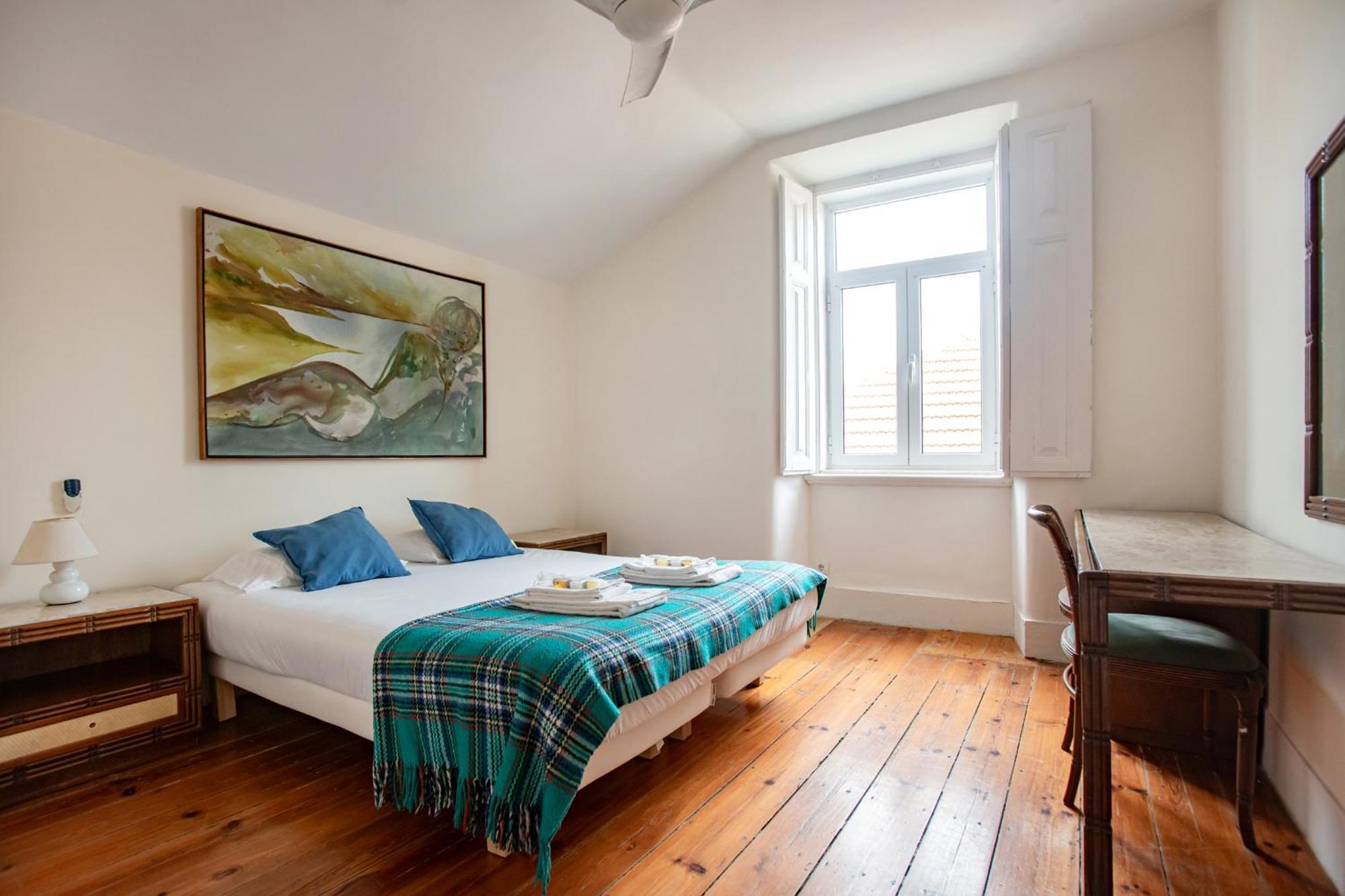 Large Family Flat In Campo De Ourique Inn