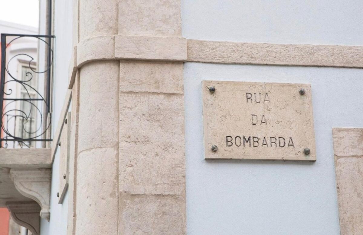 Bright 2 Bedroom With Parking In * Lisboa
