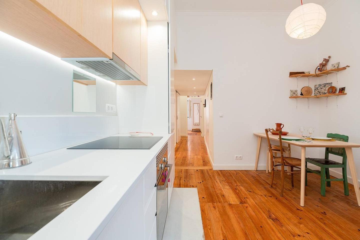 Cosy 2 Bed Flat With Terrace Near Av Liberdade Apartamento