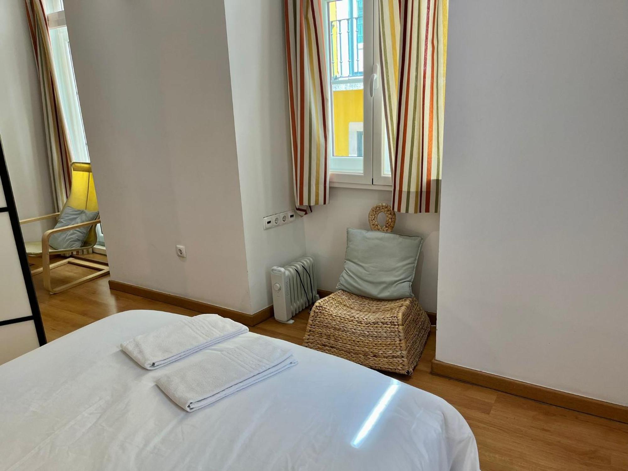 Apartment 2 Bedroom - Bairro Alto *
