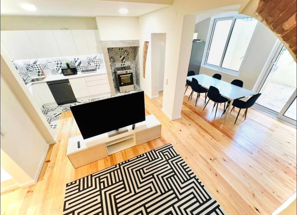 Apartamento Center 3 Bedroom Flat Next To Avenida Liberdade