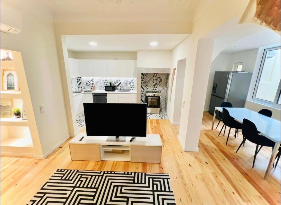 Center 3 Bedroom Flat Next To Avenida Liberdade Apartamento
