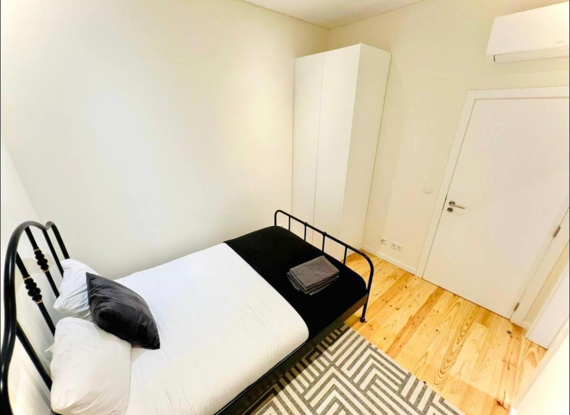 Apartamento Center 3 Bedroom Flat Next To Avenida Liberdade *