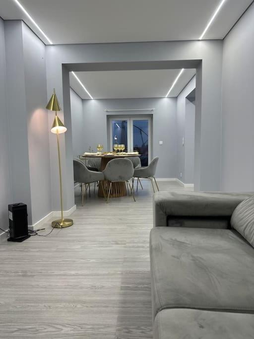 Apartamento Duplex Com Jacuzzi Em Olival Basto