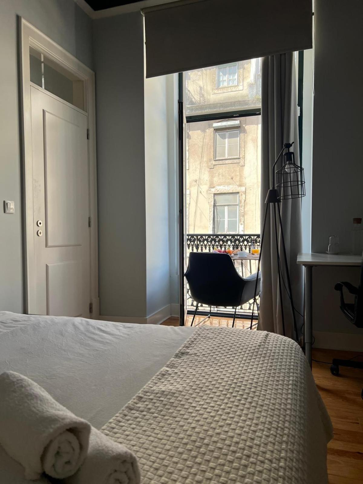 No Chiado Baixa De - Em Apartamento Partilhado Habitación en casa particular Lisboa