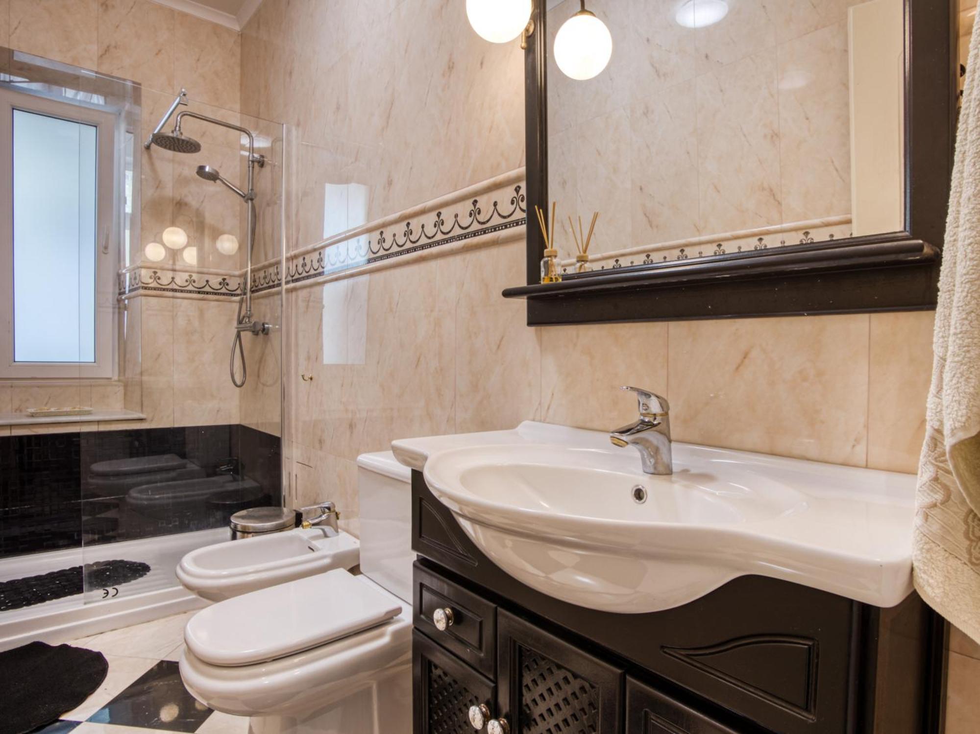 Caza Latina Apartment Lisbon