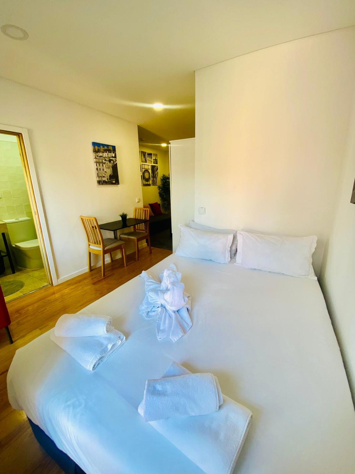 Apartamento Modern, Cozy Flats In The Heart Of *