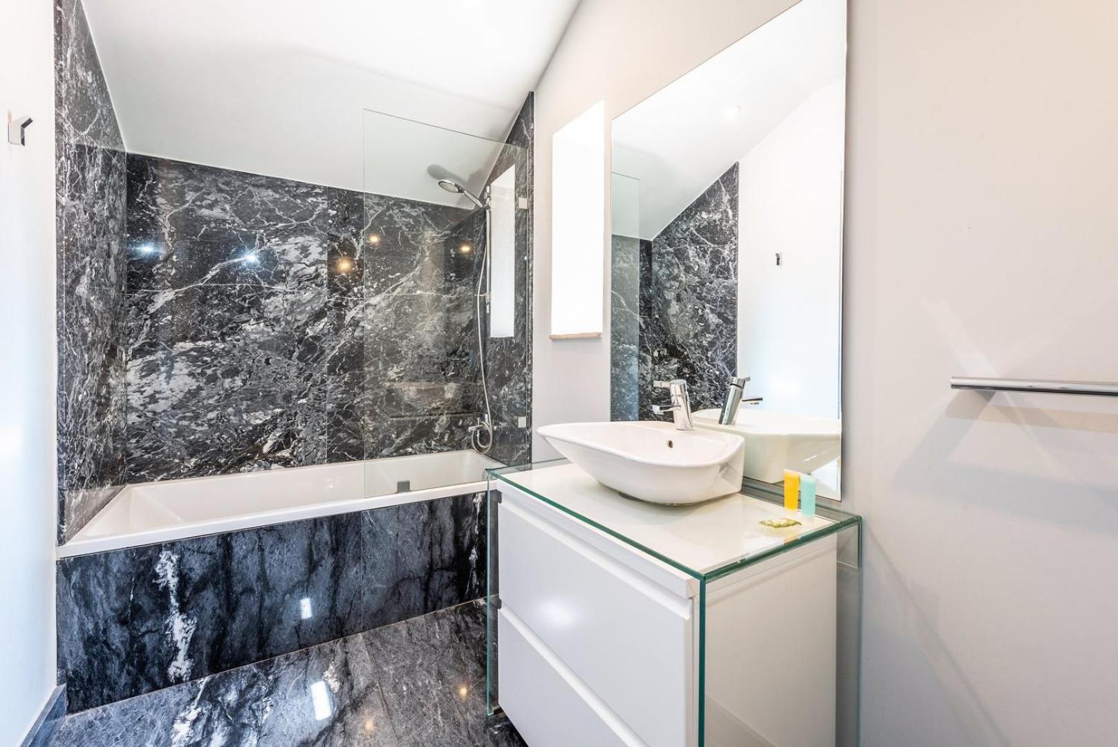 Guestready - Newly Renovated Chiado Haven Apartamento *