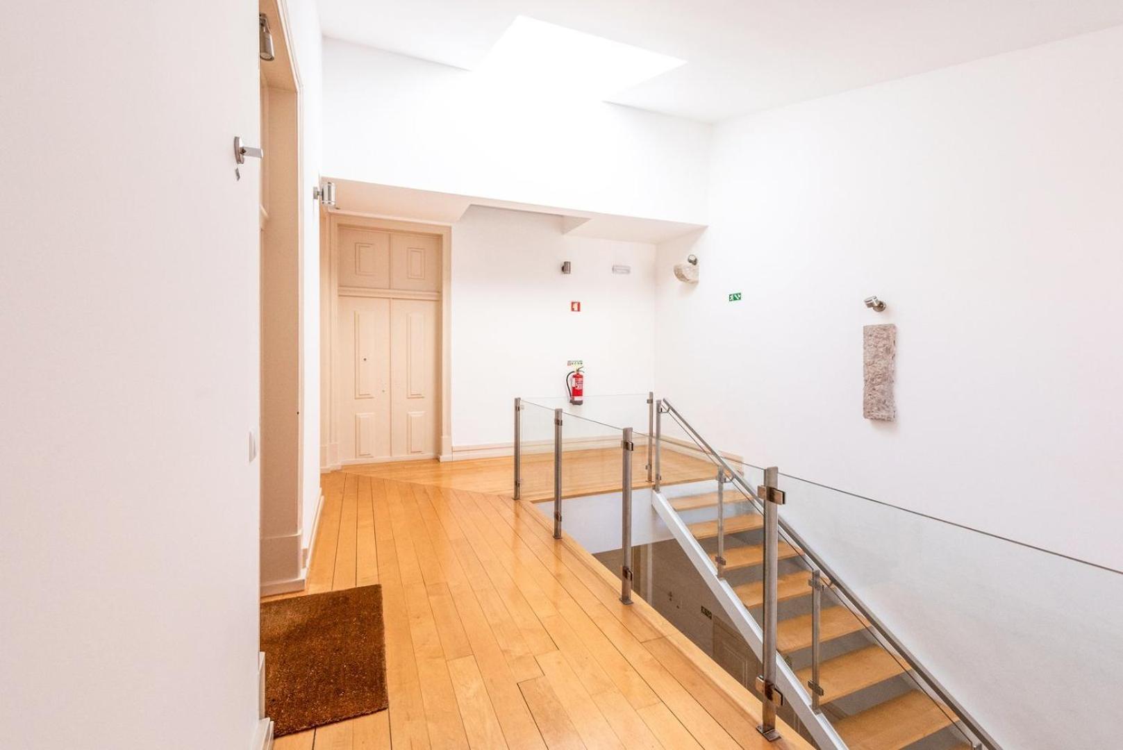 Apartamento Guestready - Newly Renovated Chiado Haven