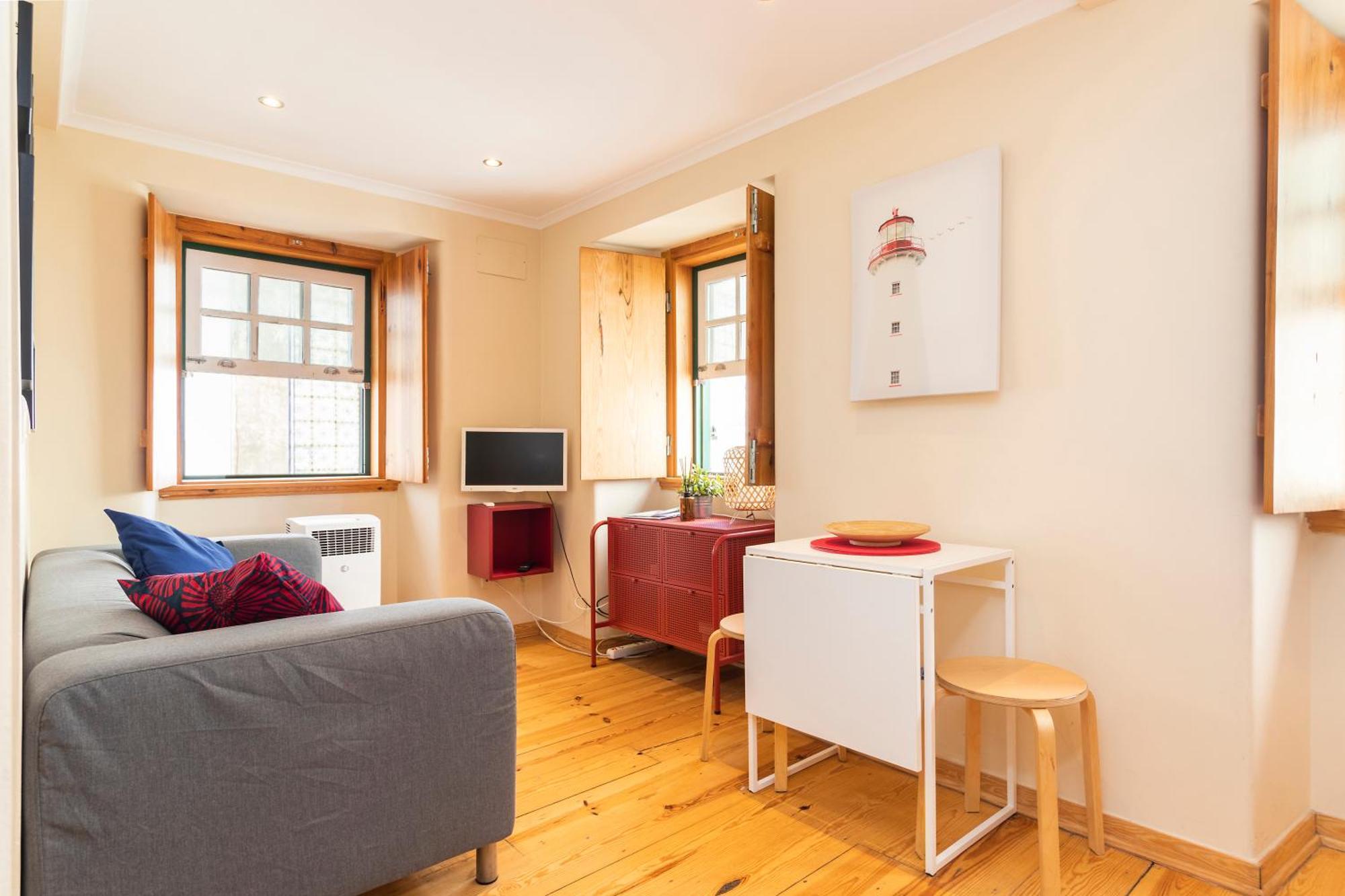 Budget 1 Bed Down Town