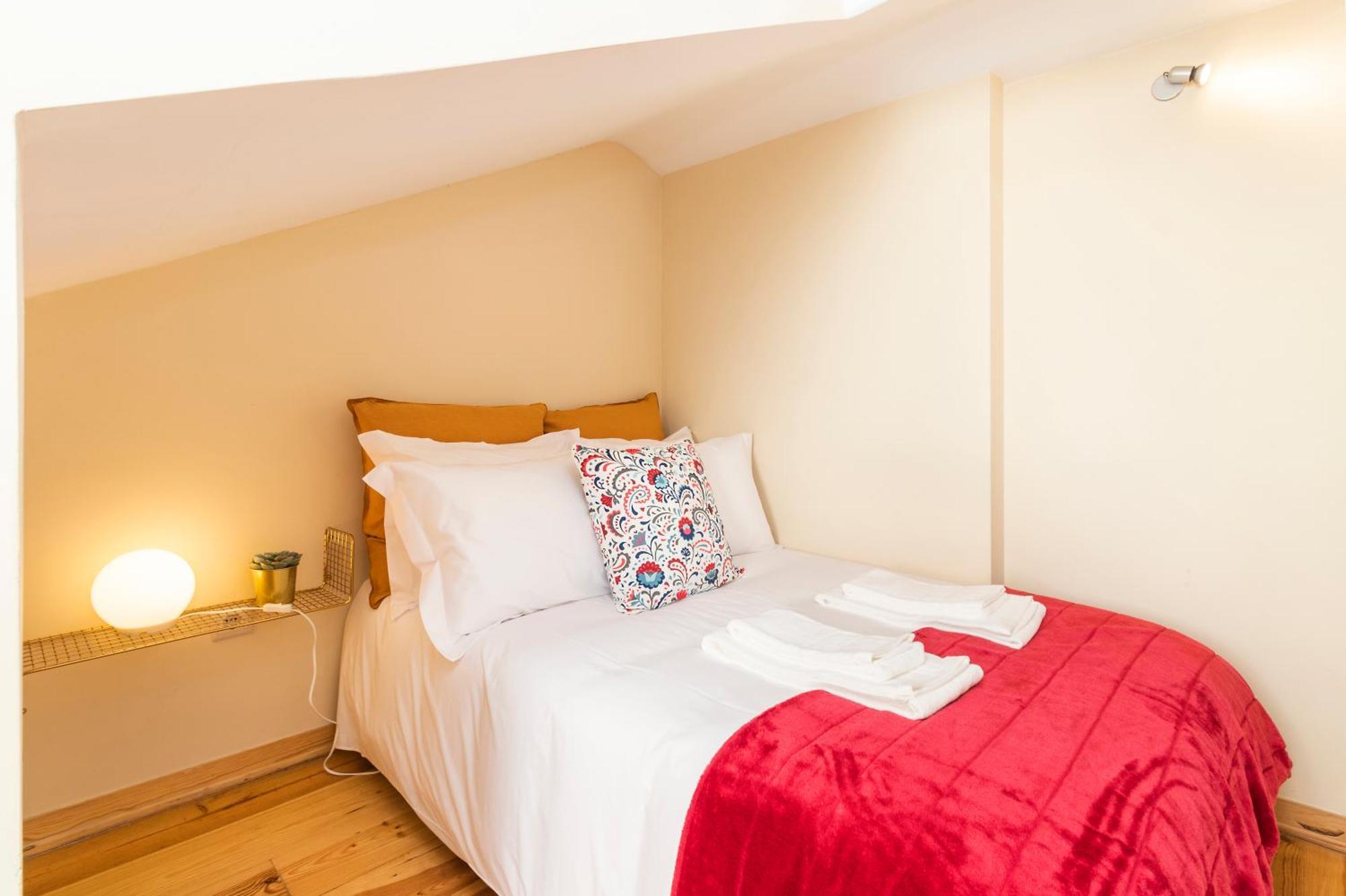 Budget 1 Bed Down Town Apartment