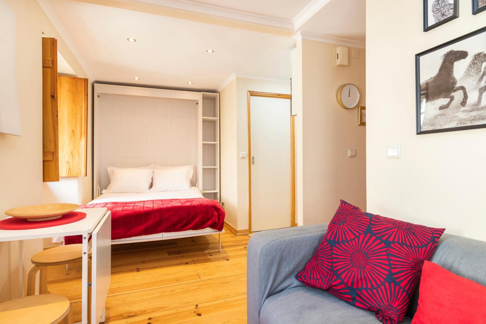 Budget 1 Bed Down Town Lisbon