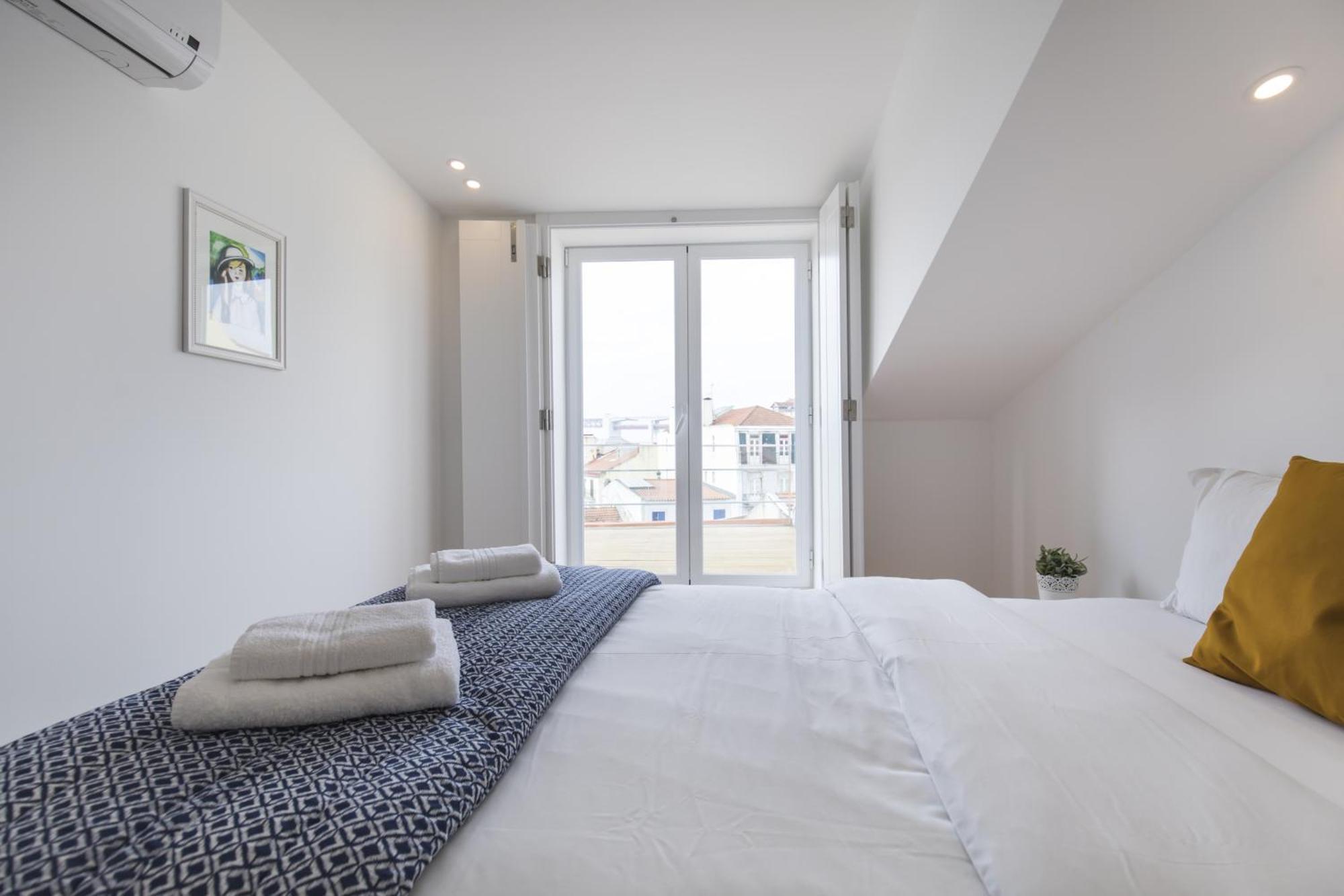 Lovely Duplex W Balcony Lisboa