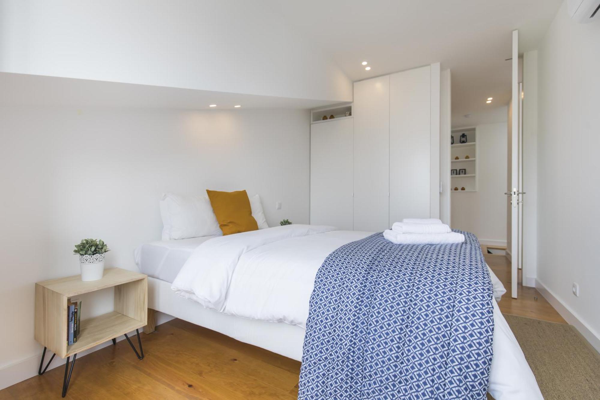 Apartamento Lovely Duplex W Balcony *