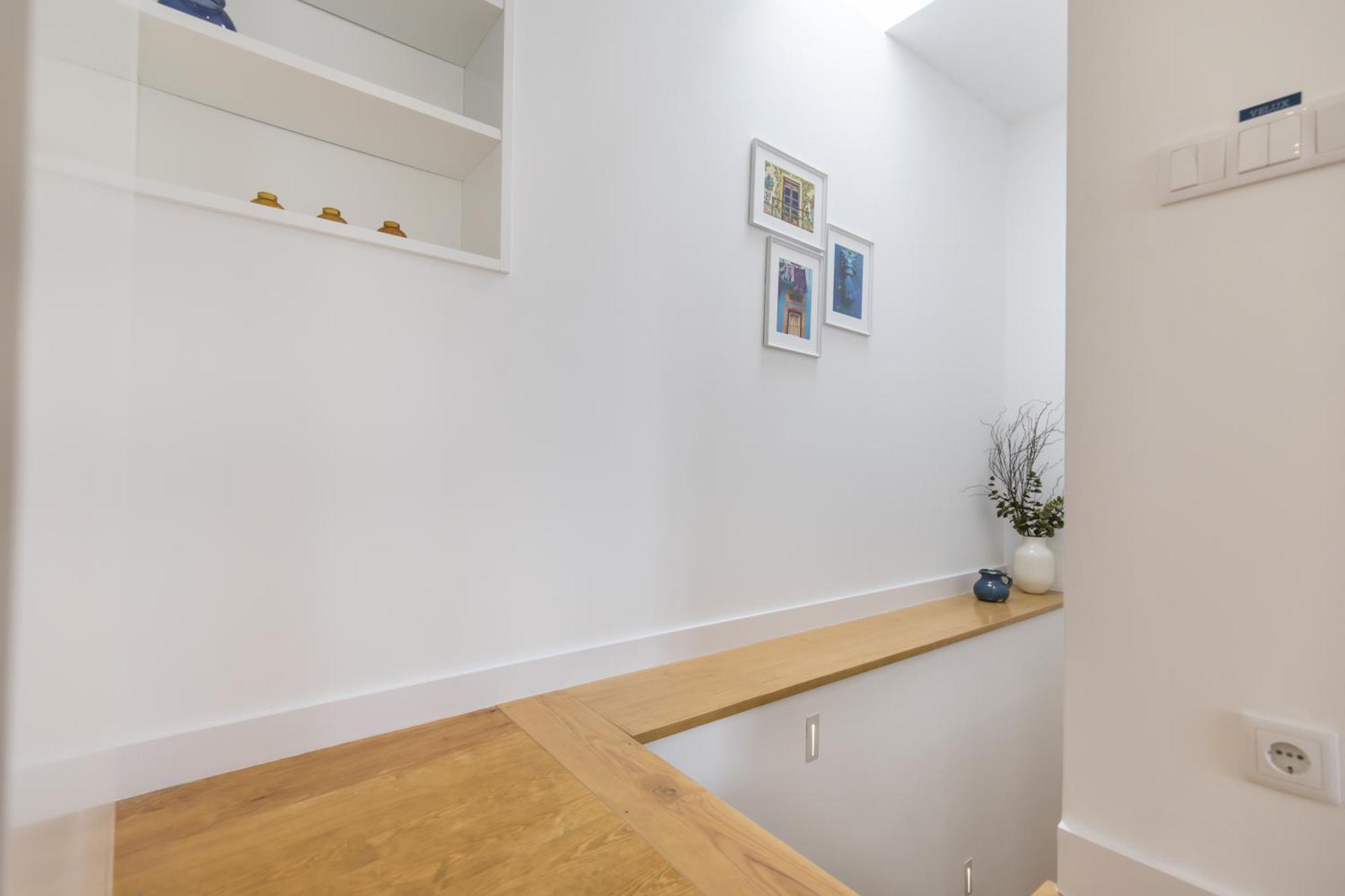 Apartamento Lovely Duplex W Balcony *