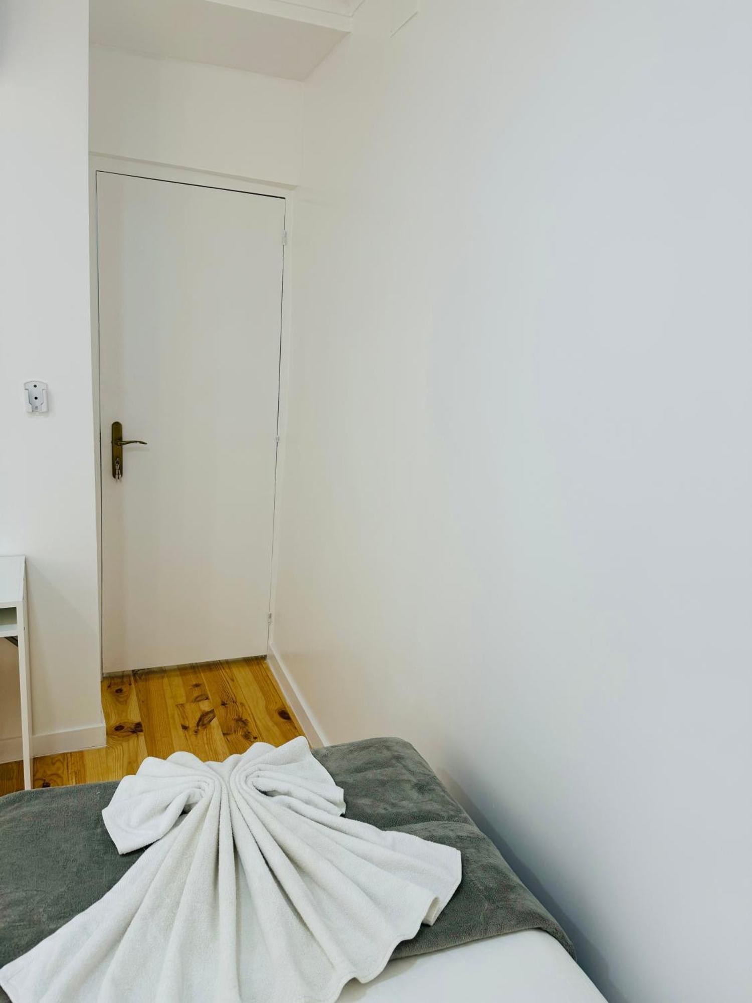 Homestay Alfama - *