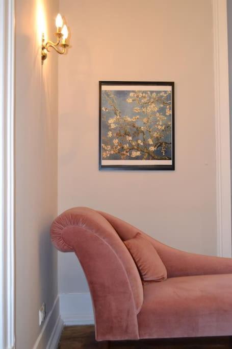 Space And Tradition In Apartamento *