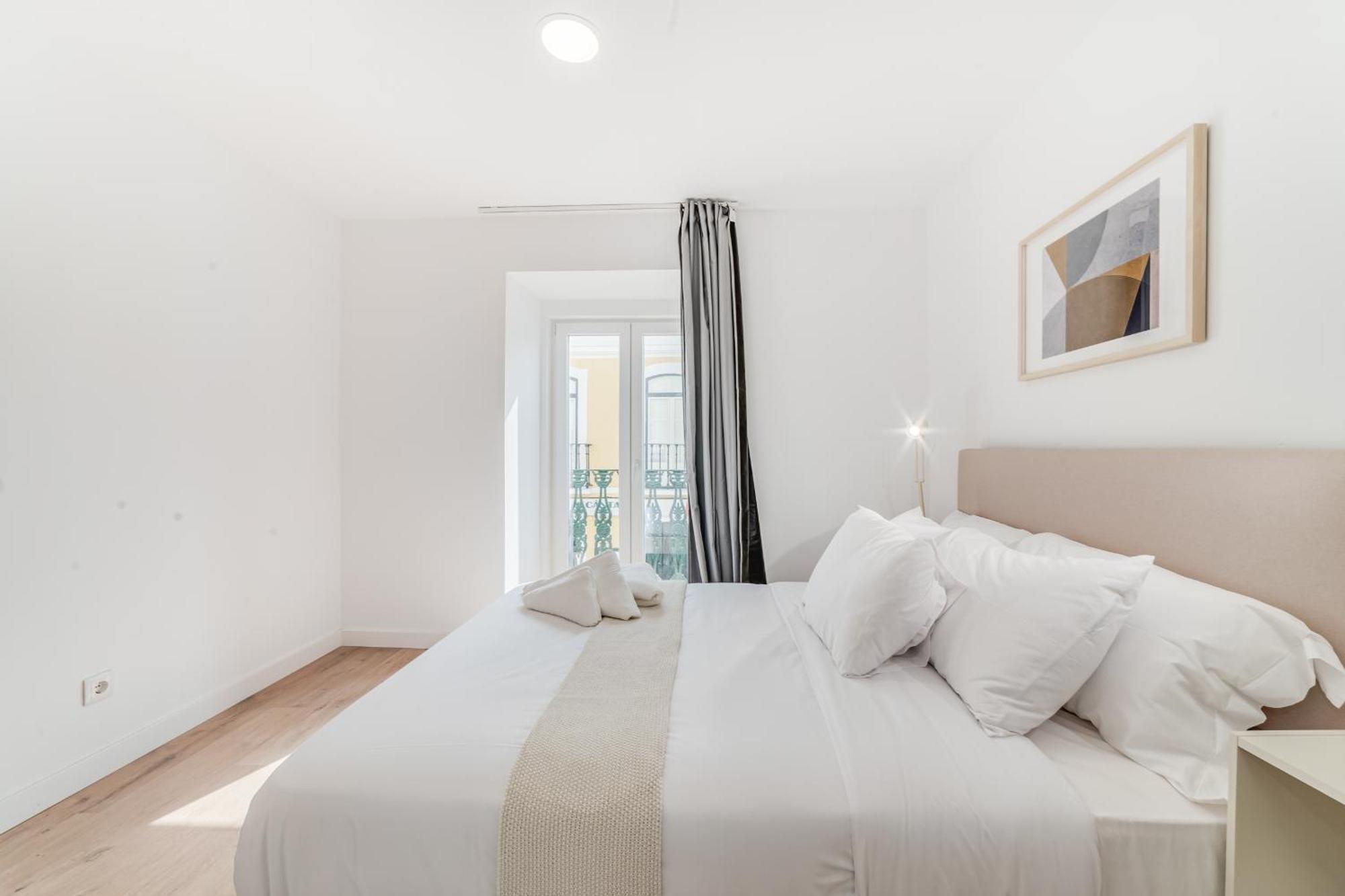By The River - Alcantara Apartment *