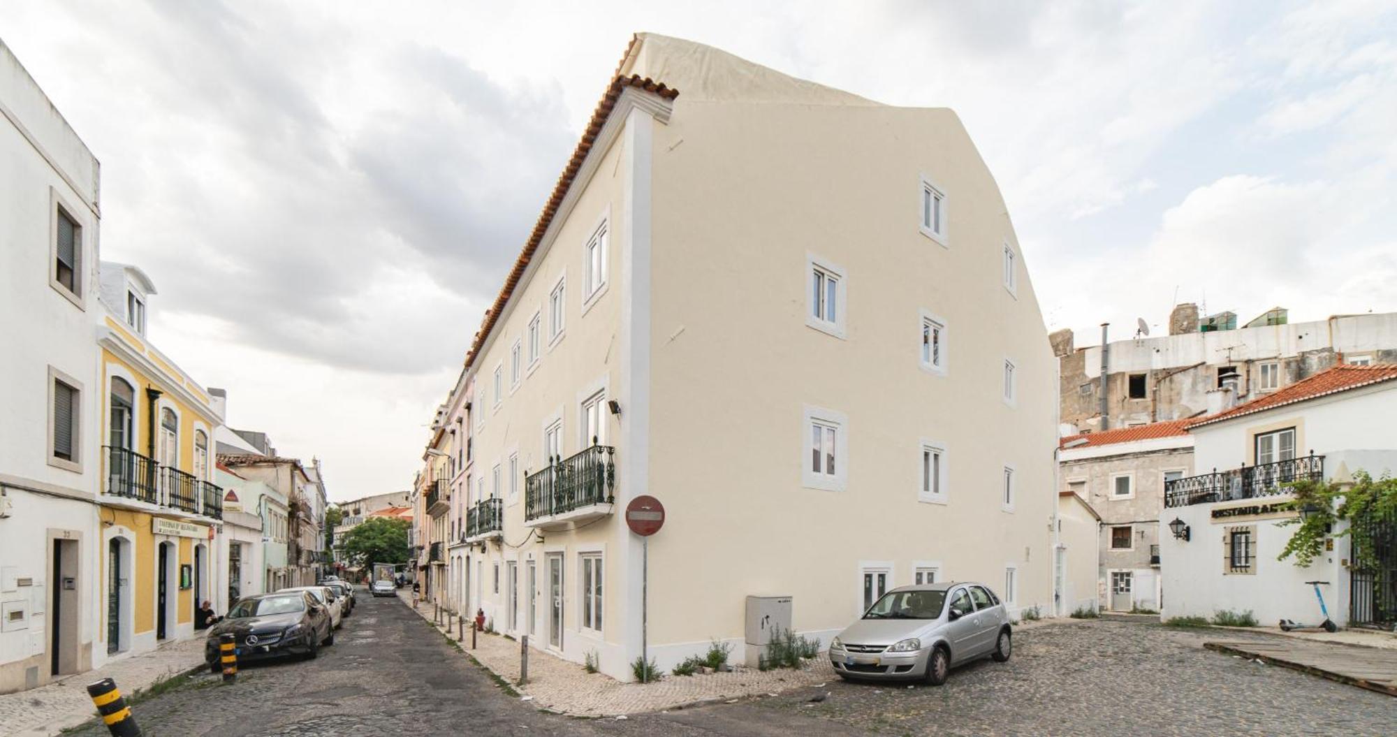 Apartment By The River - Alcantara *