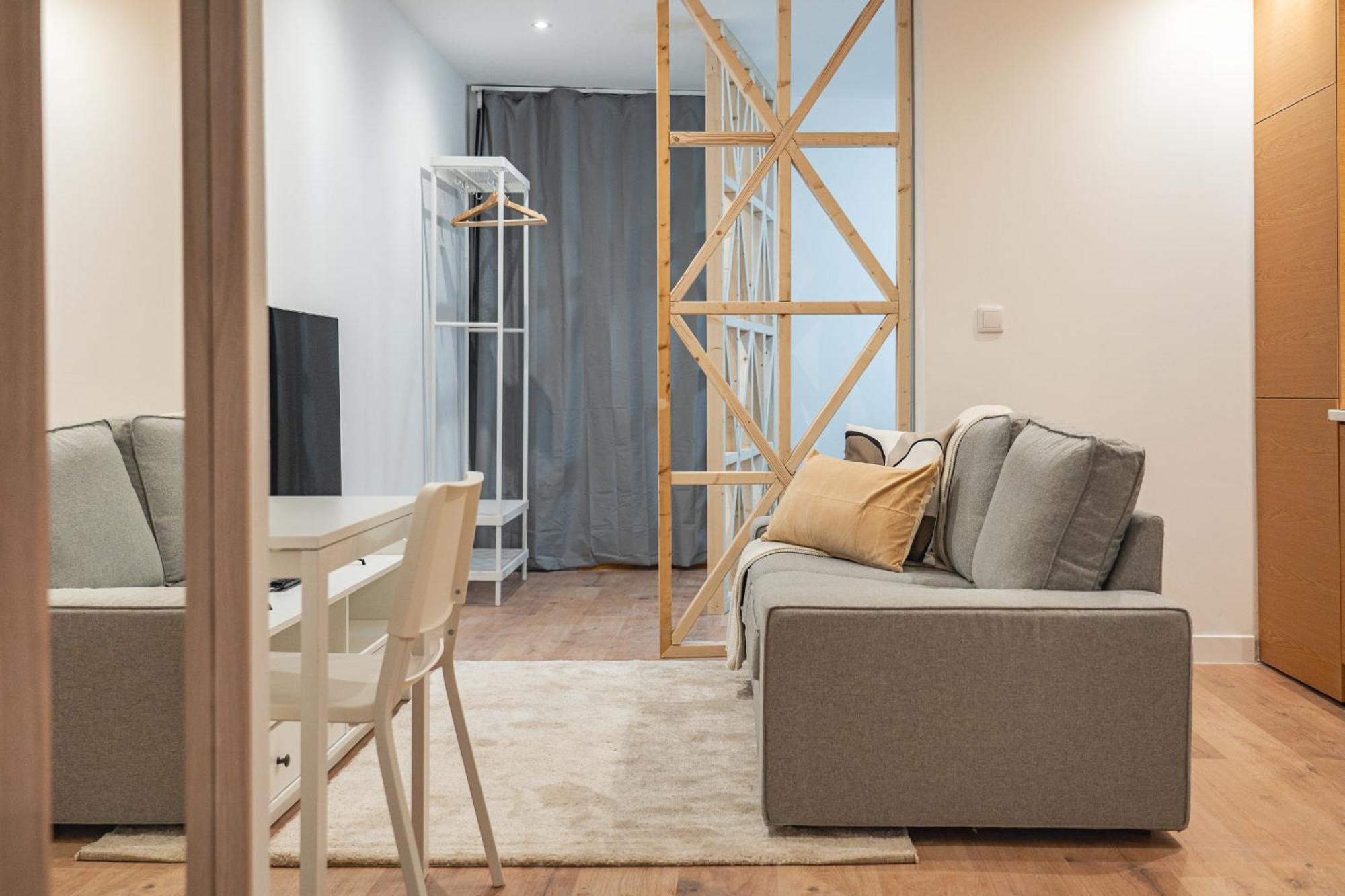 Apartment By The River - Alcantara *