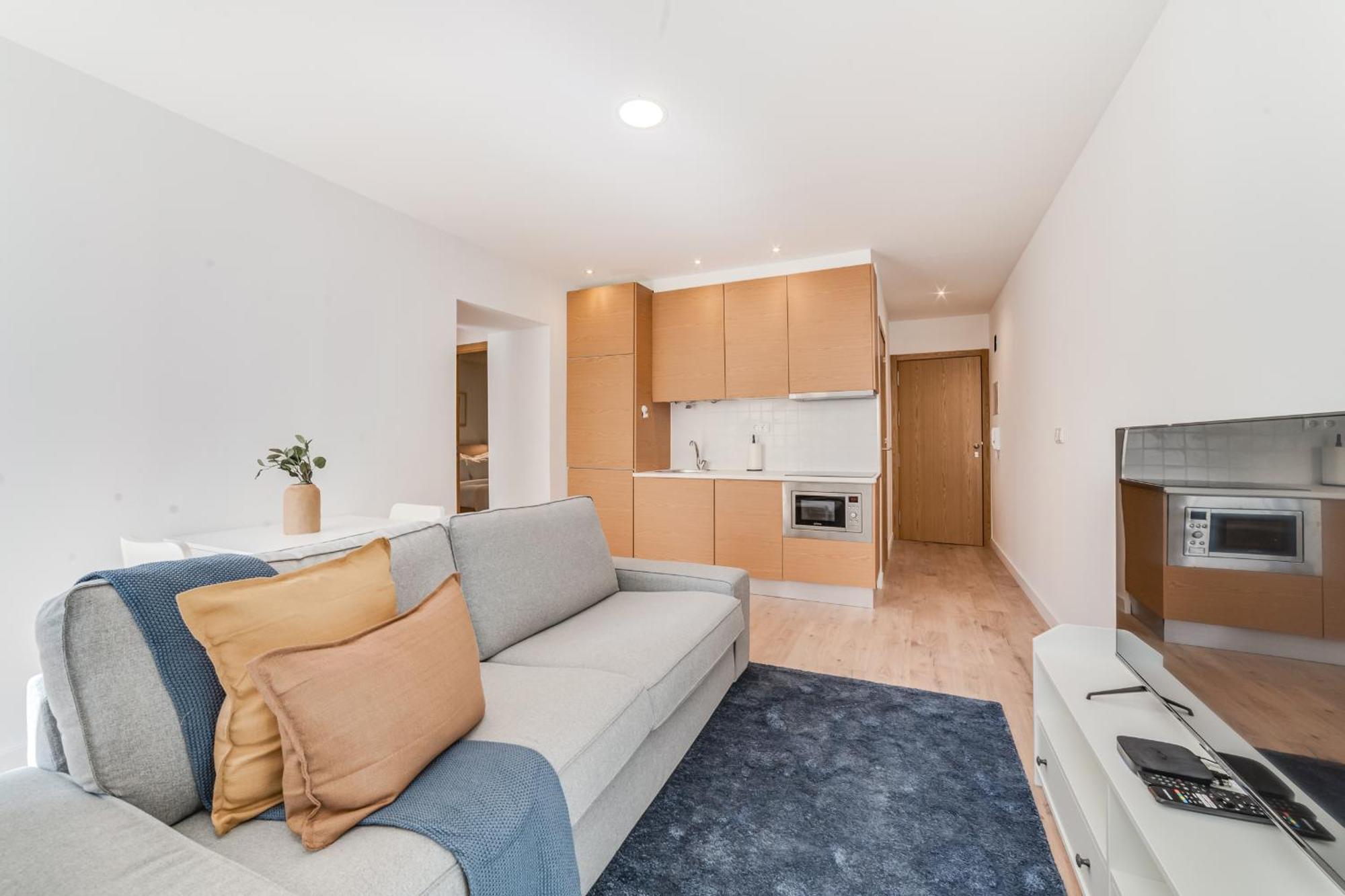 By The River - Alcantara Apartment *