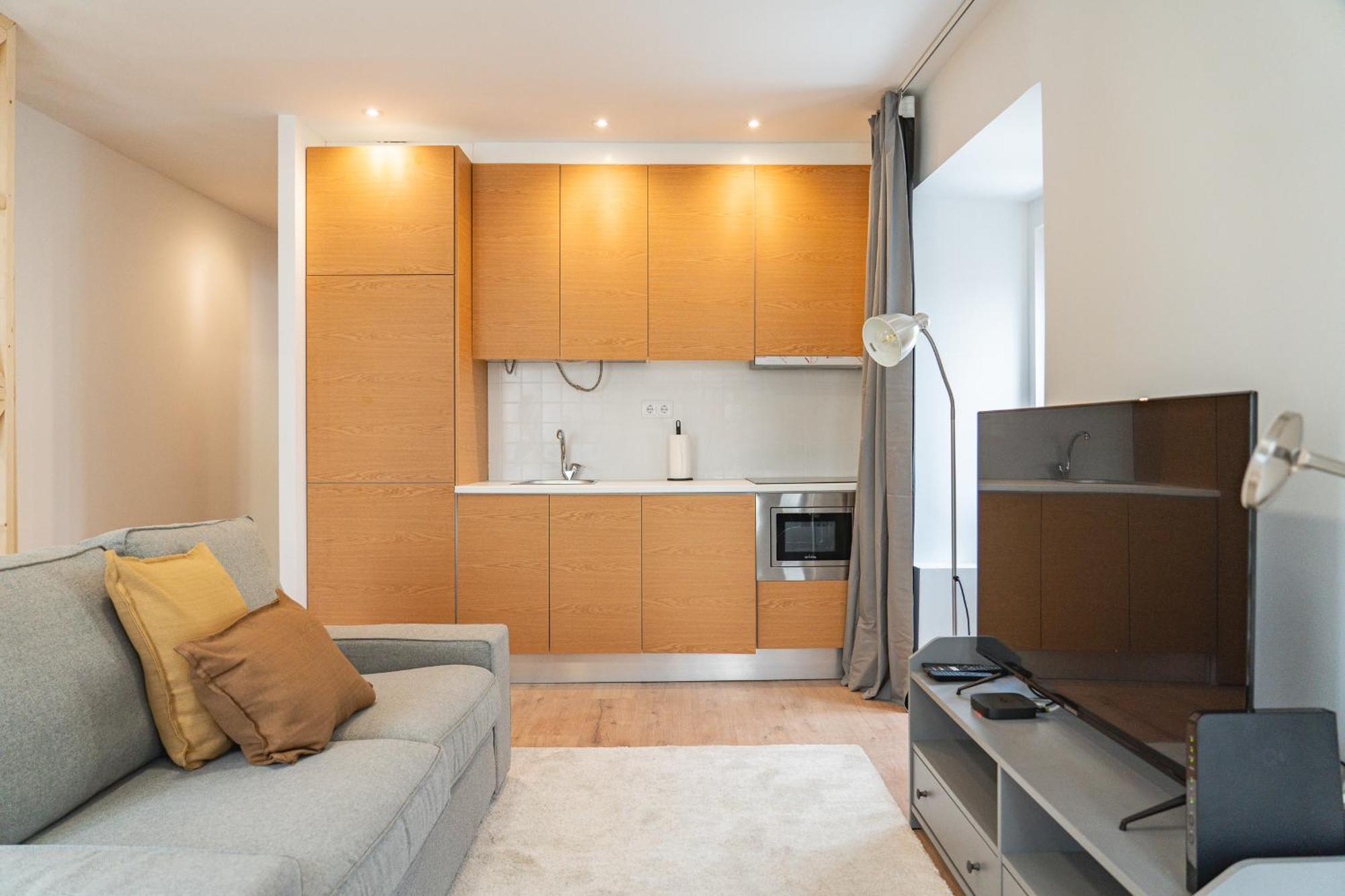 By The River - Alcantara Apartment *
