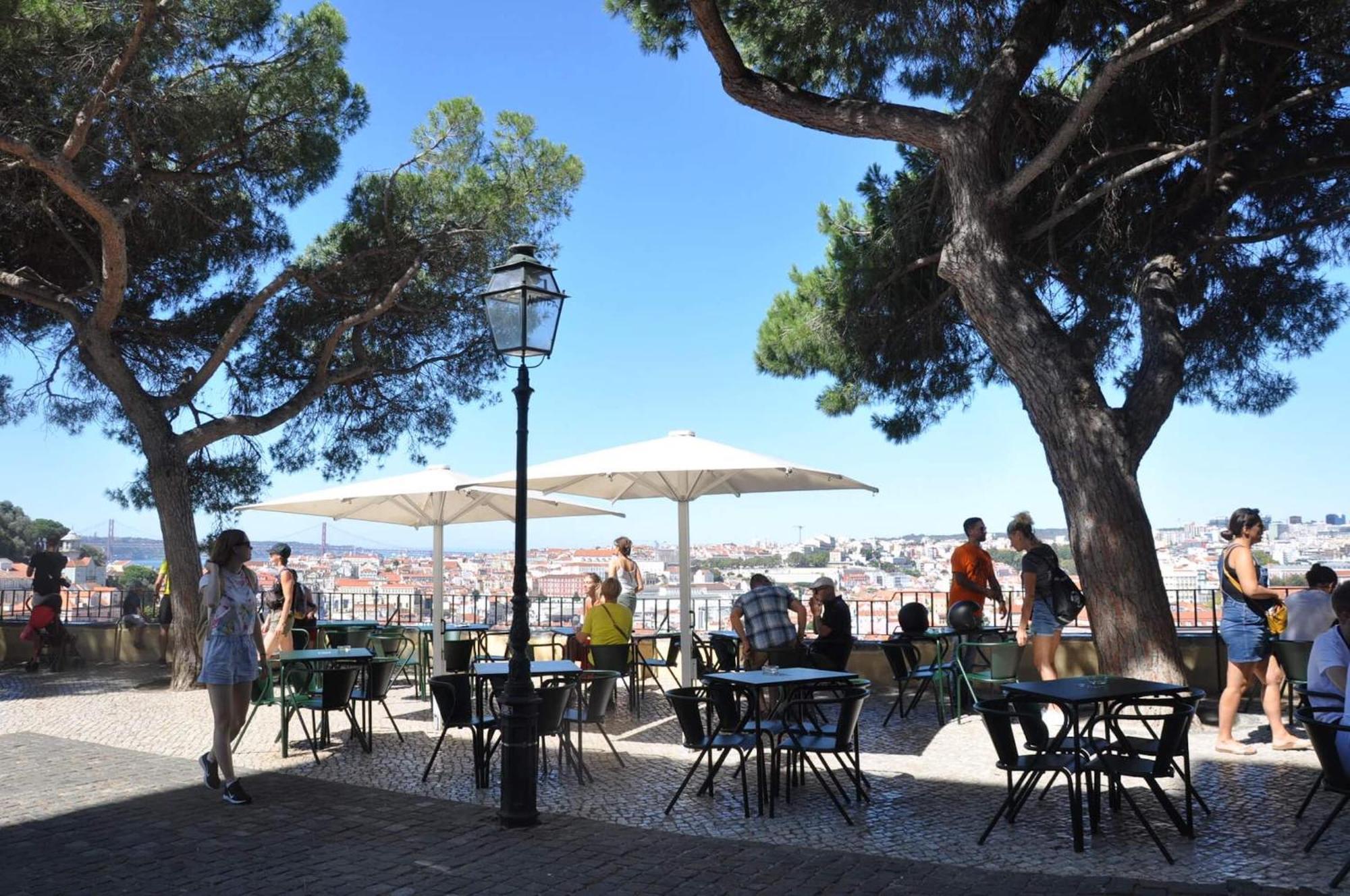 Costa Do Castelo Terrace, Em Rua Dos Lagares 8 Apartamento Lisboa