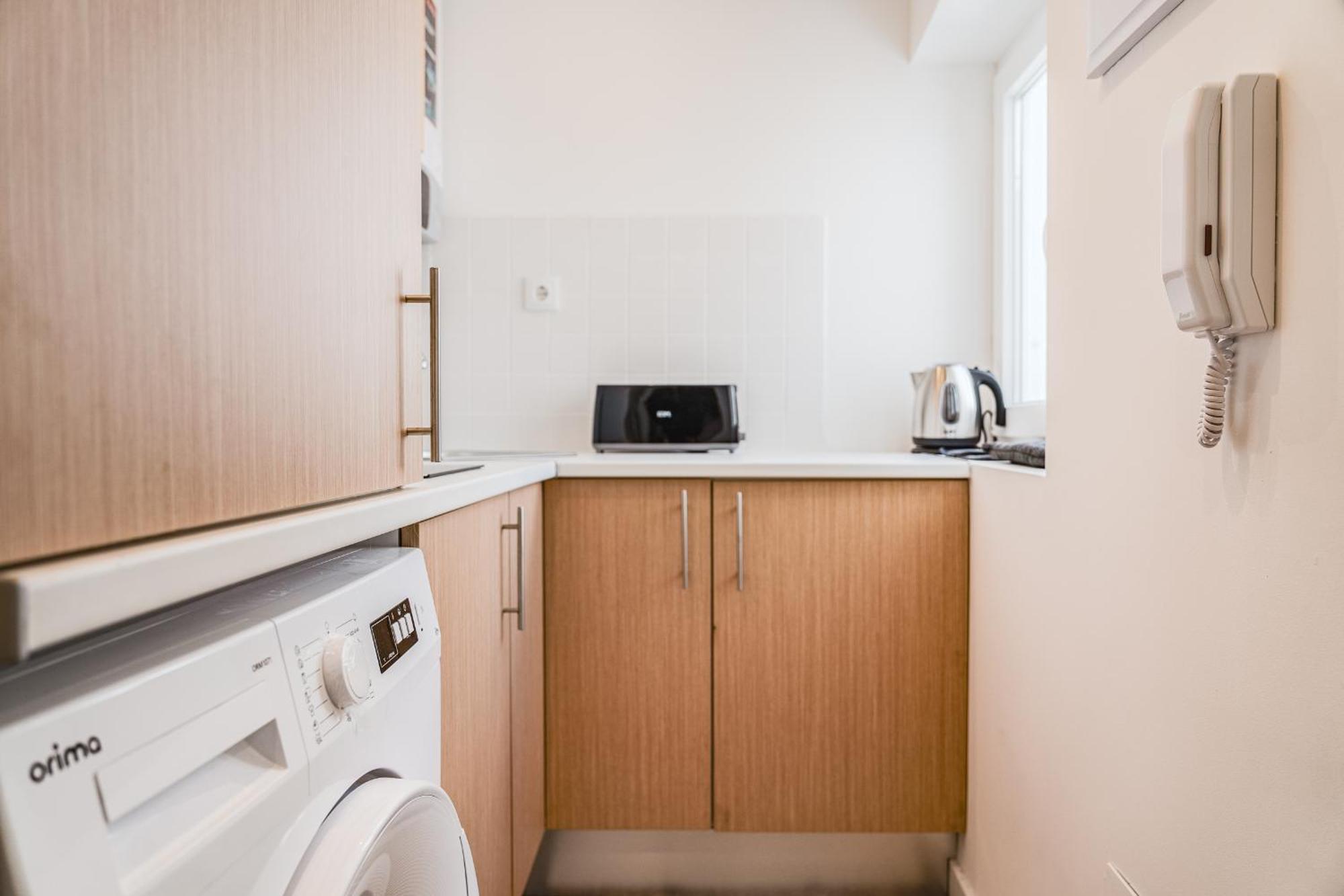 Campolide Duplex Apartamento