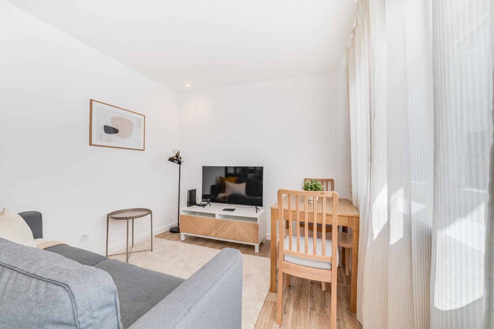 Apartamento Campolide Duplex *