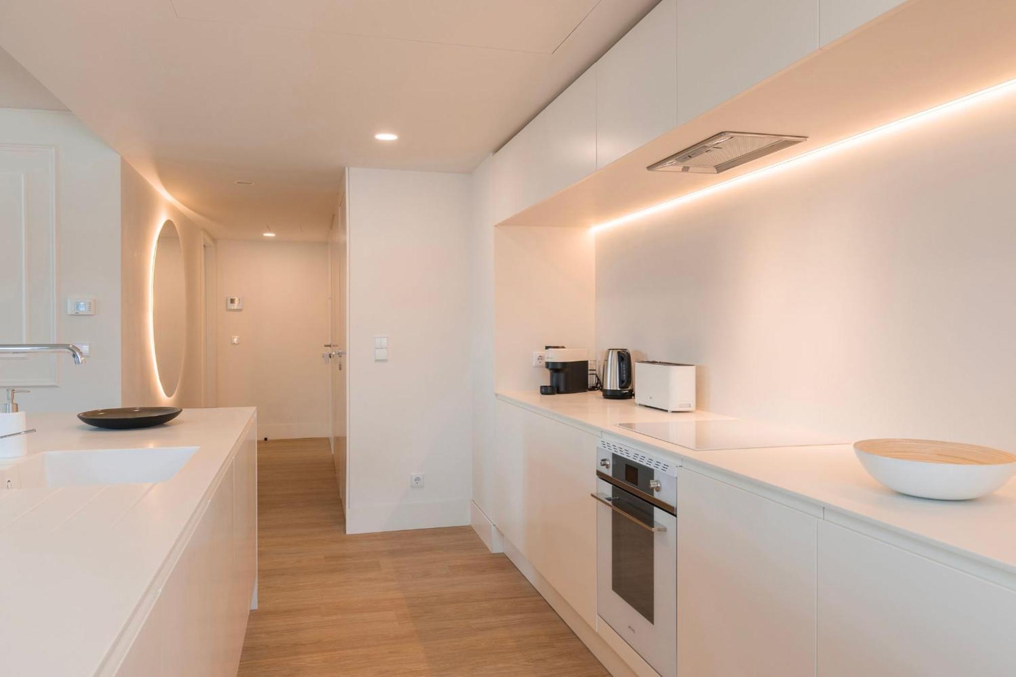 Ribeira Garden 2bdr By Lovelystay Apartment