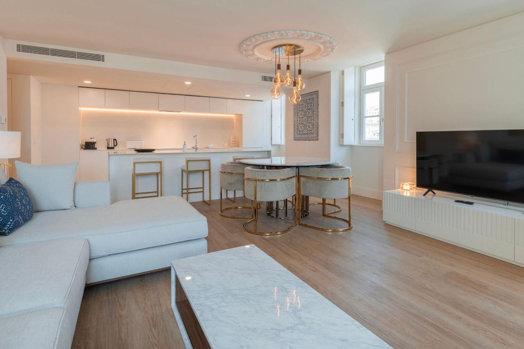 Ribeira Garden 2bdr By Lovelystay Apartment