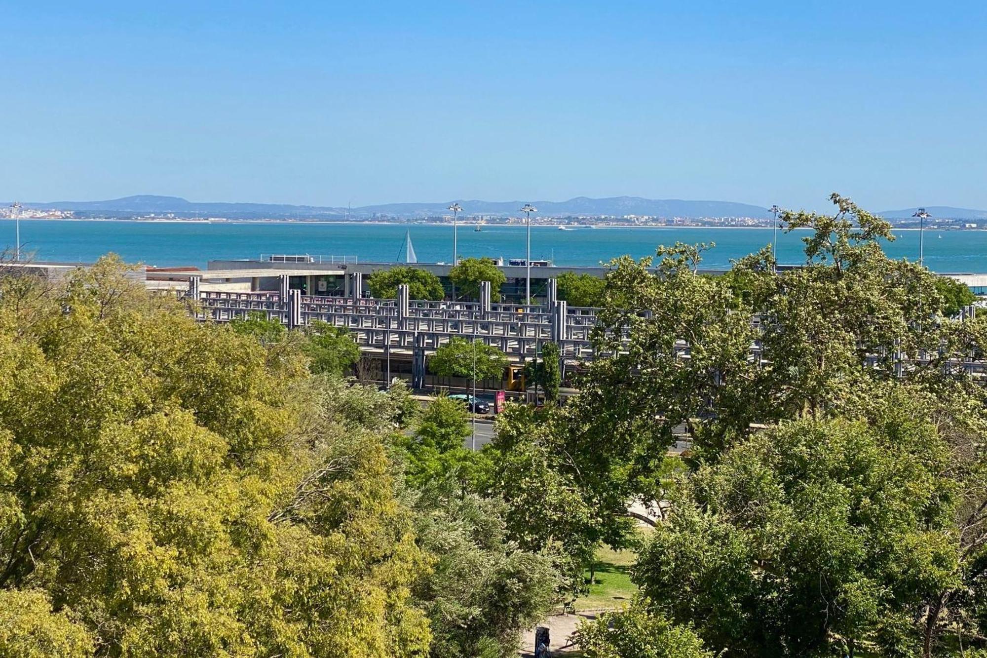Ribeira Garden 2bdr By Lovelystay Apartment Lisbon