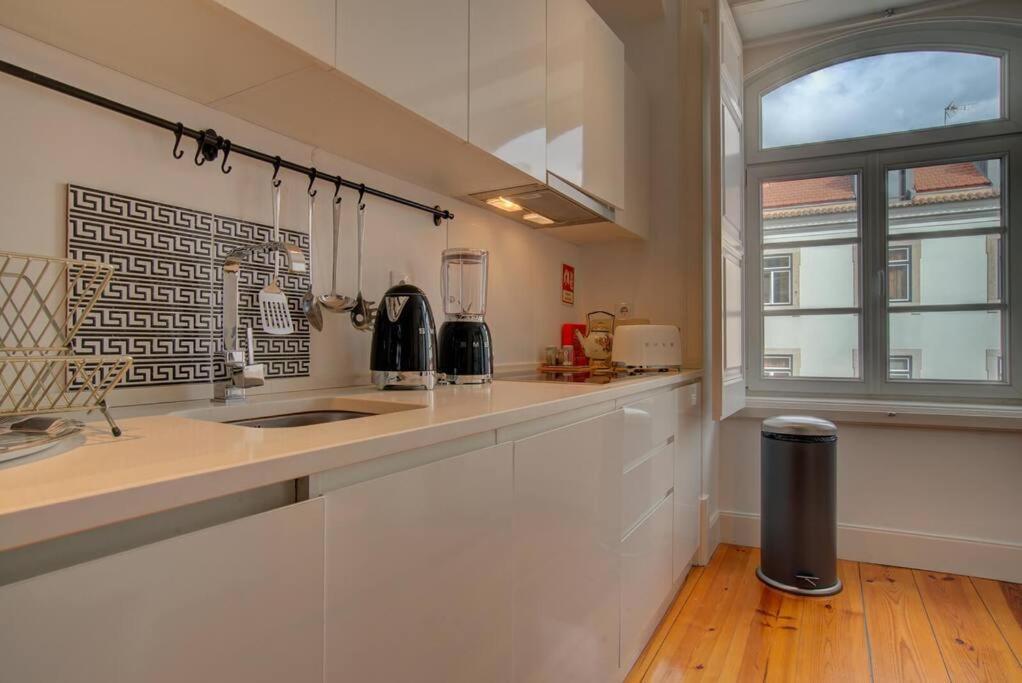 Tracey & Neill's Place In Principe Real * Lisboa